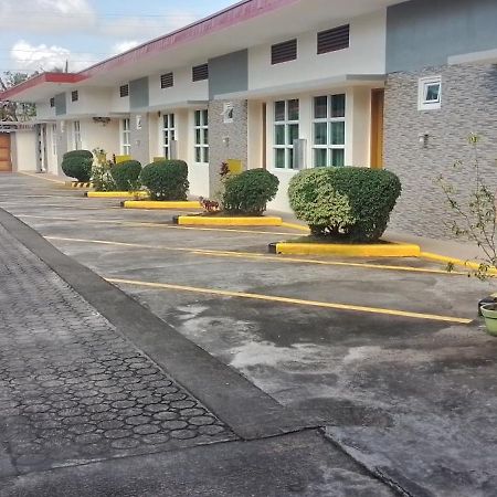 Alinchlo Hotel Legazpi Kültér fotó